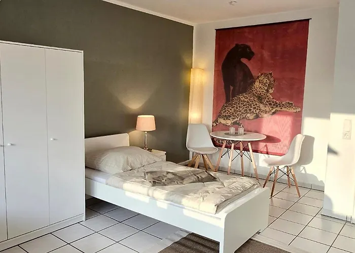 Bege Workease * ドゥイスブルグ